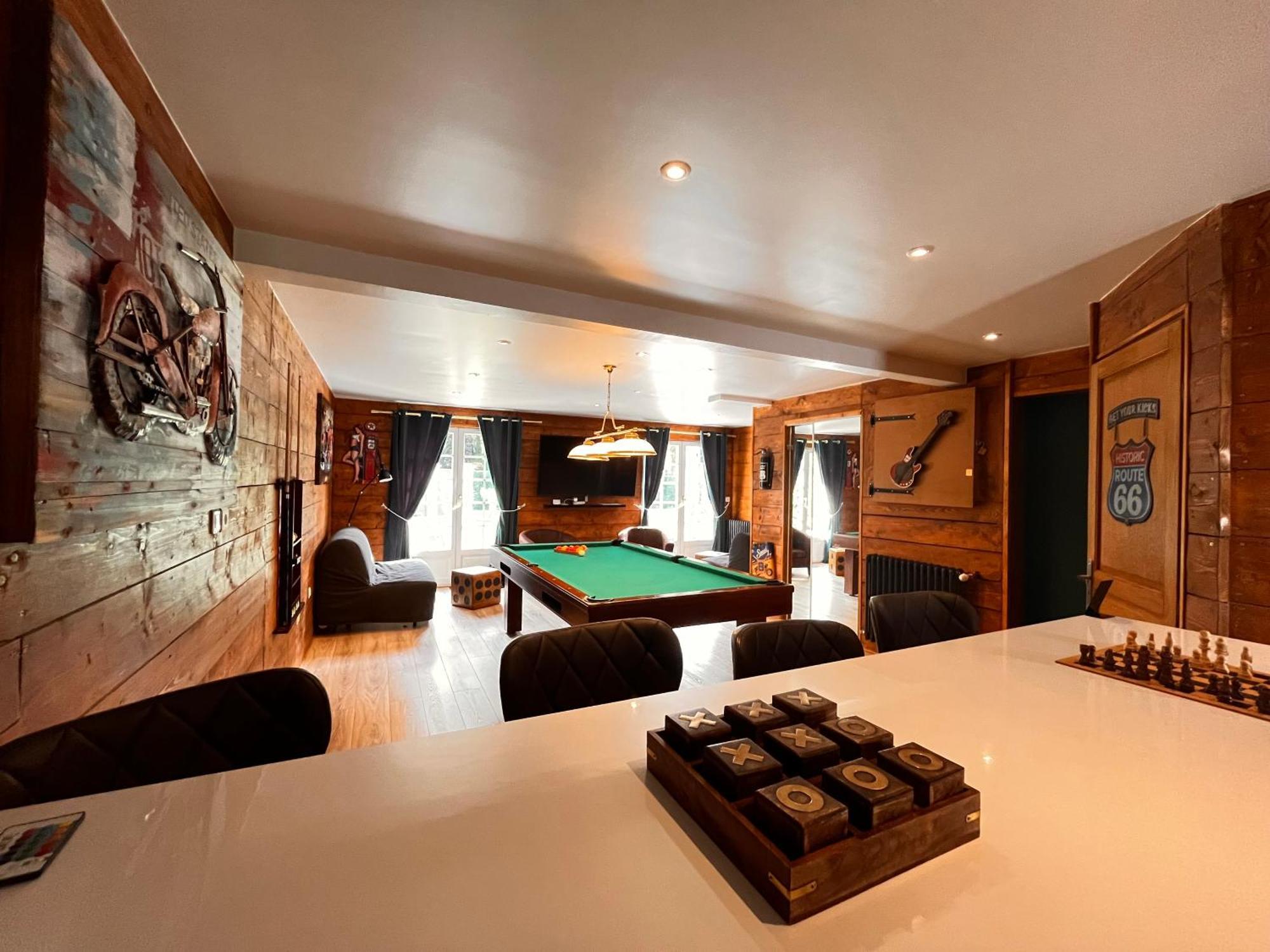 Villa Avec Piece Billard Style Ranch Us Saint-Fargeau-Ponthierry Exterior photo